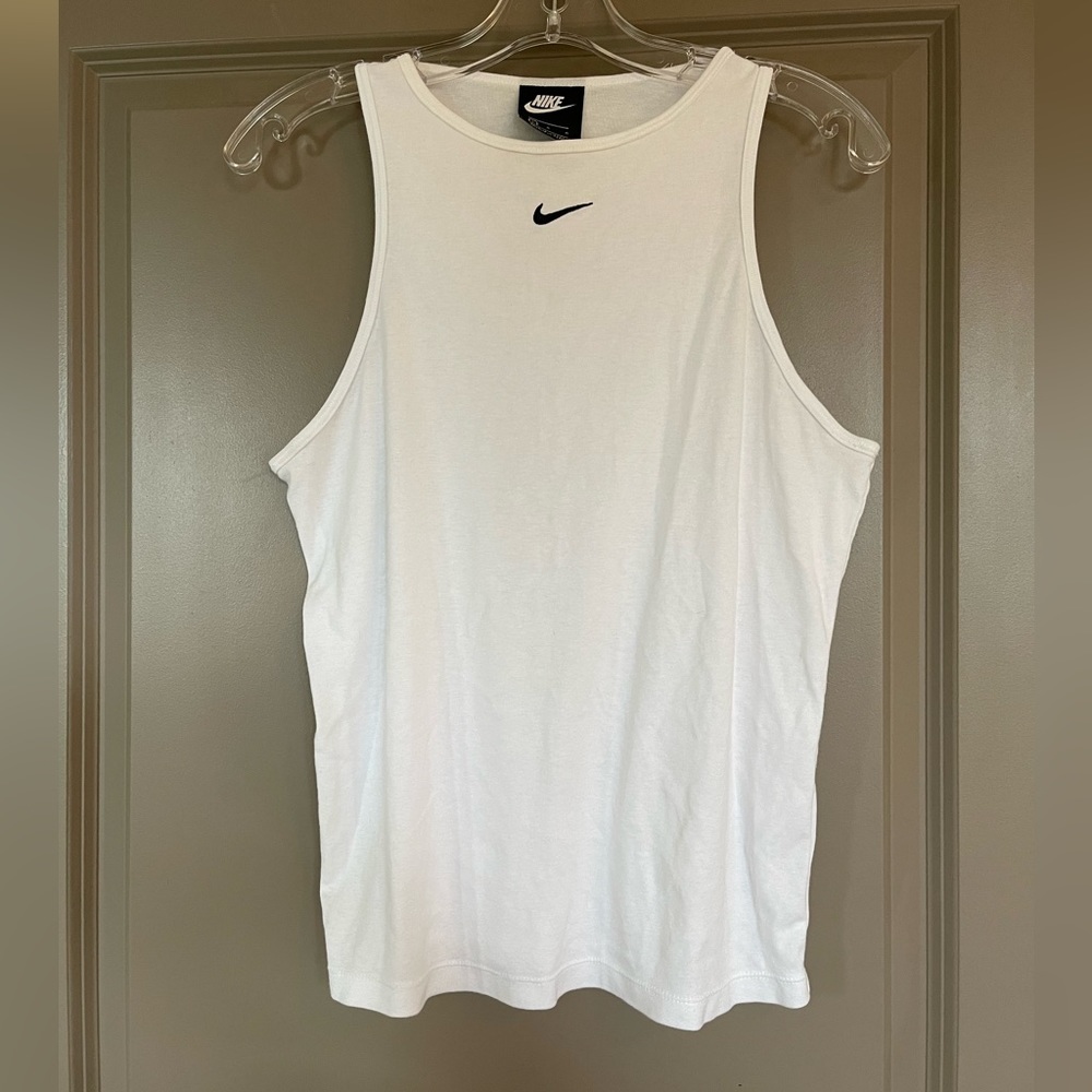 Nike women’s tank top